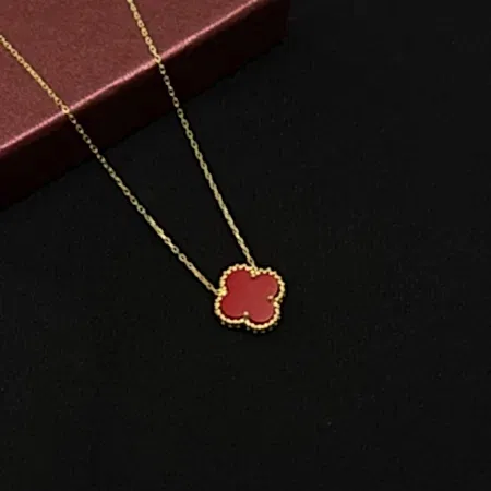 Kırmızı Gold Taşlı Yonca Kolye