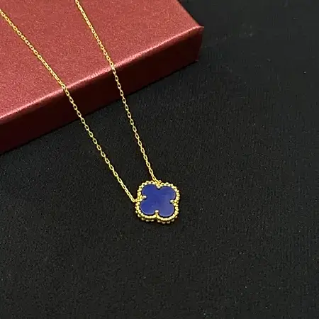 Mavi Taşlı Yonca Kolye