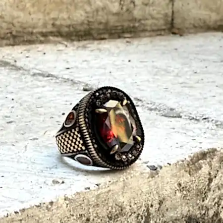 Lal doğal taşlı 925 ayar oksitli el yapımı gümüş erkek yüzük modeli